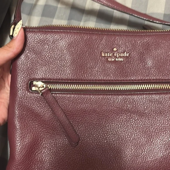 Kate Spade Jackson Crossbody Burgundy Bag - Picture 2 of 10